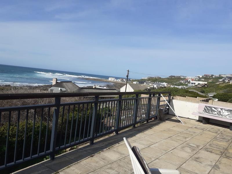 8 Bedroom Property for Sale in Jongensfontein Western Cape